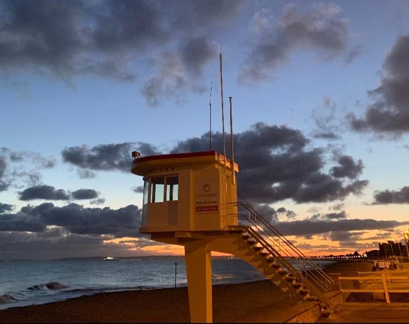 Maison De Bord De Mer Lion-sur-Mer Exterior foto